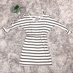 🌼 Paper Crane Dress🌼 3 for 10$